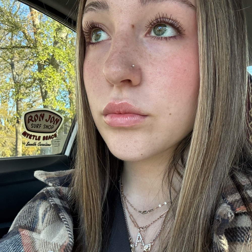 I sell clothes that have never been worn or are slightly worn.